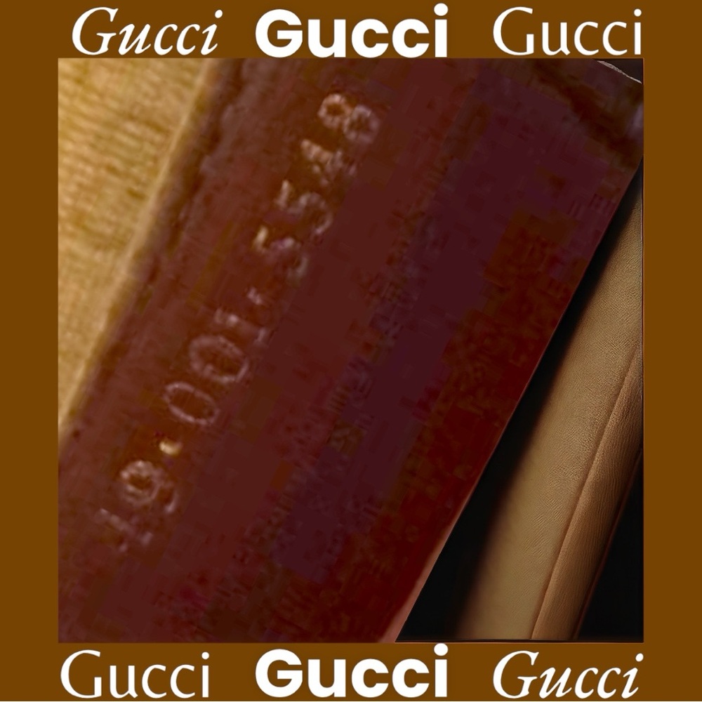 Gucci Cream and Tan Shoulder Bag see pics for callouts, thanks! - Picture 4 of 15